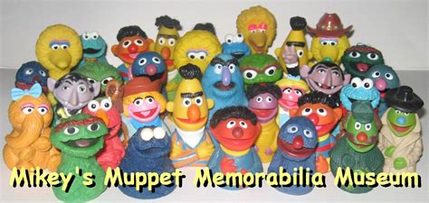 Mikeys Muppet Memorabilia Museum Sesame Street Finger Puppets 1971 2007