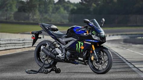 Maverick vinales dari tim monster energy yamaha menjadi yang nomor satu. 2021 Yamaha YZF-R3 Monster Energy MotoGP Edition launched ...