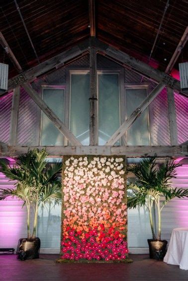 30 Totally Breath Taking Ways To Use Ombre Wedding Flowers