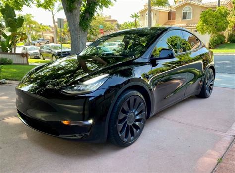 Black On Black Tesla Model Y Performance Deliveries Look Stunning Pics