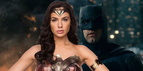 Justice League Gal Gadot Dons Batmans Cowl As Wonder Woman