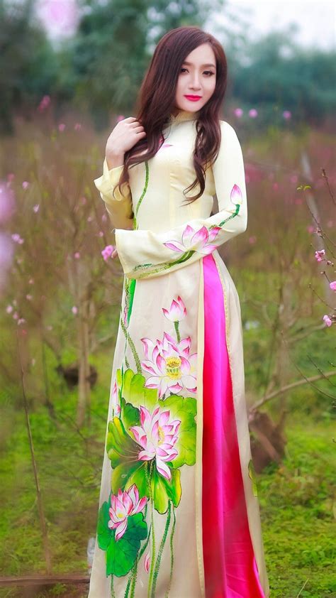 Vietnamese Traditional Dress Vietnamese Dress Traditional Fashion