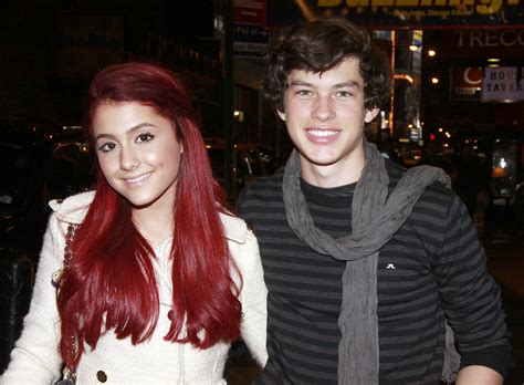 Ariana Grande Reunites With Another Ex For Dinner Weather Internal