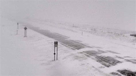 Blizzard Warning Continues For Red River Valley Interstates Closed In