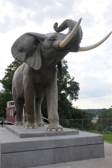 Jumbo The Elephant The Pride Of St Thomas Canadian Military History