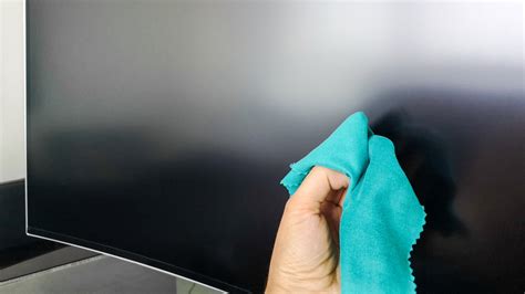 Heres How To Clean Your Tv Screen The Right Way