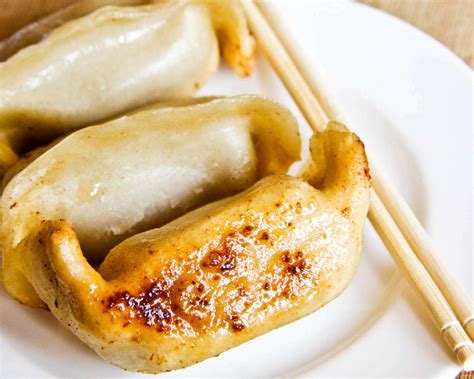 essential shanghai street food 14 must eat dishes