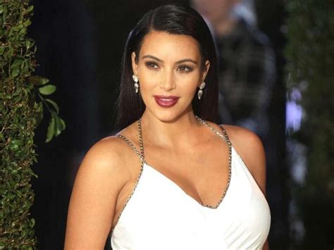 Kim Kardashian Gets Vampire Facial To Stay Young Fashion Trends