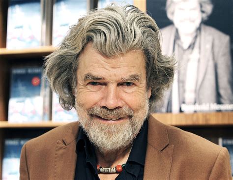 Ein leben lang hat sich reinhold messner die freiheit genommen, aufzubrechen, wohin er will. L'alpiniste Reinhold Messner ou l'art de ne pas mourir