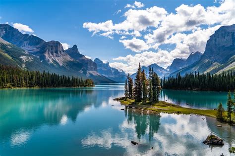 Canada Lake Pictures Download Free Images On Unsplash