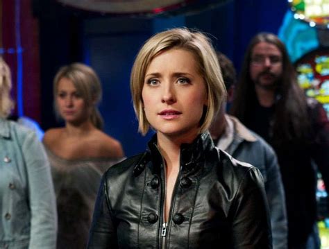 Una Actriz De Smallville Detenida Por Reclutar Mujeres Explotadas