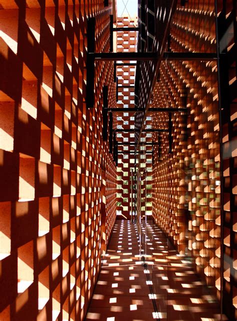 7 Totally Innovative And Famous Buildings Made With Bricks Go Smart Bricks