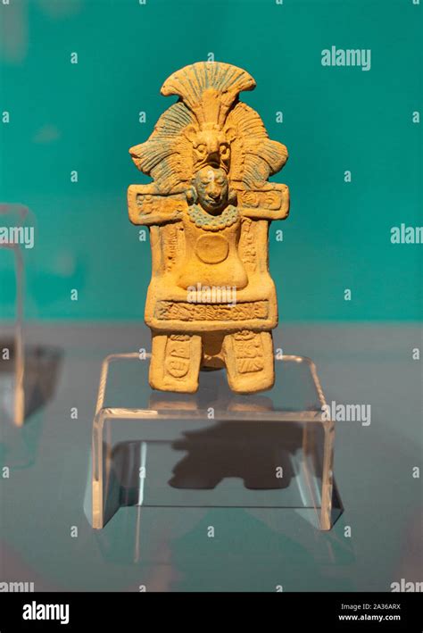 Mayan Ceramic Figurine Banque De Photographies Et Dimages à Haute