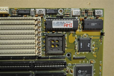 Vlsi 386 Motherboard 8 X 72 Pin Simms 7 X Isa Slots I386 Sx Nc 80386sx
