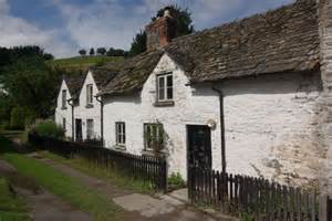 Cottages At Clyro Stephen McKay Cc By Sa 2 0 Geograph Britain And