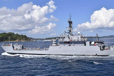 Indian Navy Enhances Its Amphibious Operations Capability ...