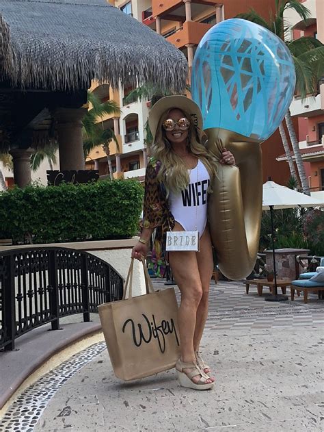 Cheetah Girls Sabrina Bryan Celebrates Bachelorette Party In Mexico