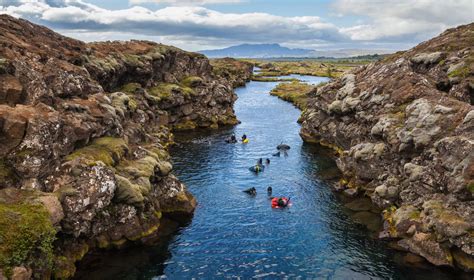 Unique Diving Between The Two Tectonic Plates At Silfra In Iceland Mr Nordic