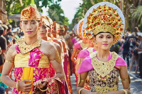 Bali Indonesia June 13 Portrait Of Bali People In Beautiful In 2021 Fashion Show