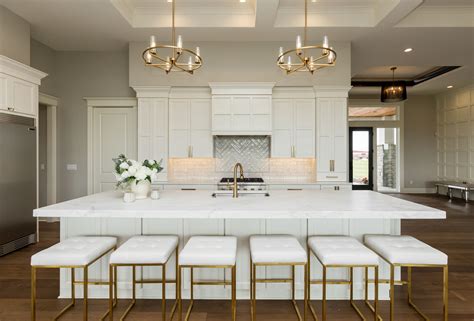 Gorgeous White Kitchen With Brass Lighting Accents In 2021 Gorgeous