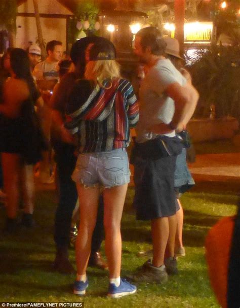 Bradley Cooper And Suki Waterhouse Hug At Coachella As They Party Together Daily Mail Online