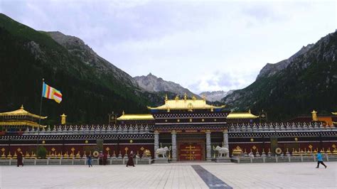 Dzogchen Monastery Tibet Traveler