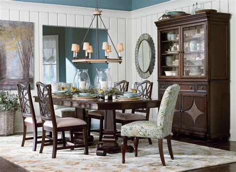 Moultrie Park Double Pedestal Dining Table By Bassett Furniture