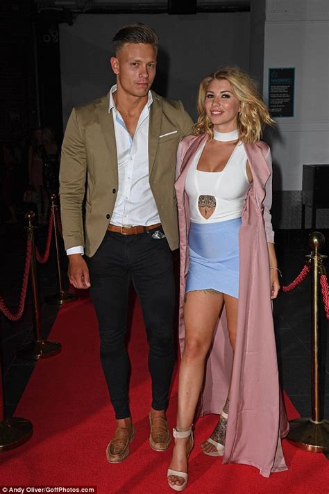 Love Islands Top Lovers Olivia Buckland And Alex Bowen Share Pda At
