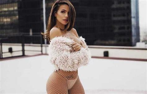 Vida Guerra Nude Pictures Are Marvelously Majestic The Viraler