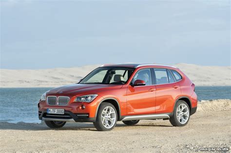 Siriusxm satellite radio is now standard, and led fog lamps are no longer part of the optional convenience or premium packages. BMW X1 xDrive25d 218 hk - Ny og Forbedret udgave