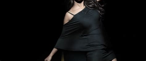 2560x1080 priyanka chopra in hot sexy black dress 2560x1080 resolution wallpaper hd indian