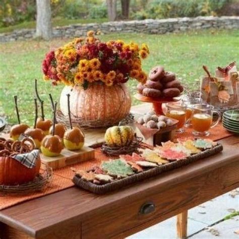 10 Themes For Fall Parties Decoomo