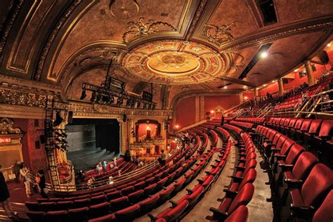 Theatre 英国剧院导航，去哪里看戏剧？