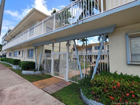 1451 brickell avenue ph1 miami, fl 33131. Apartamentos en venta en Miami Beach
