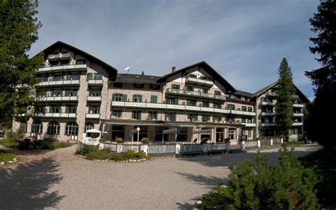 Hotel Pragser Wildsee In Prags Vivosüdtirol