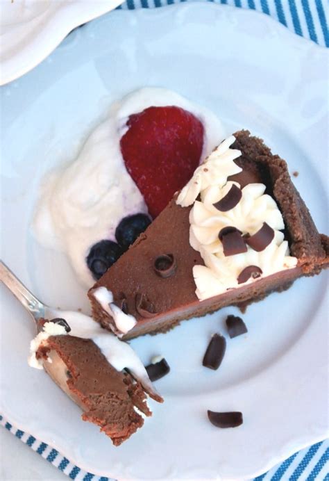Creamy Keto Chocolate Cheesecake The Foodie Affair