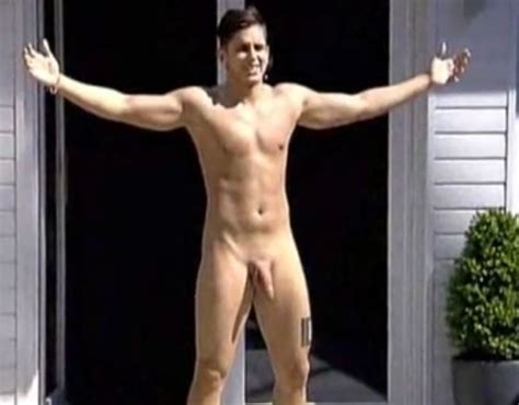 Horny Naked Men At Big Brother Pics Xhamster