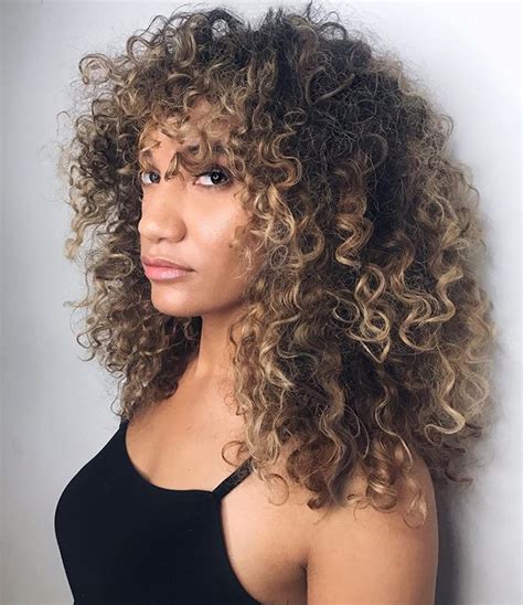 What is the best cut for long curly hair. Best Haircuts For Curly Hair 2019 That Stand Out