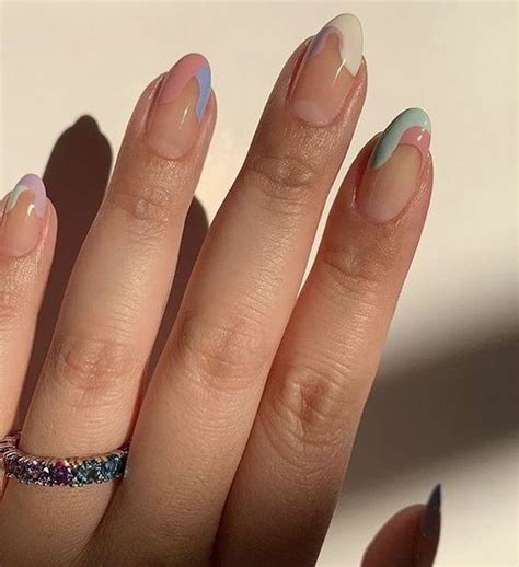14 minimalist nail art designs that aren t boring in 2021 minimalist nails minimal nails