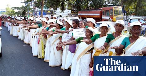 Indian Women Form 620km Human Chain In Support Of Lifting Of Temple Ban