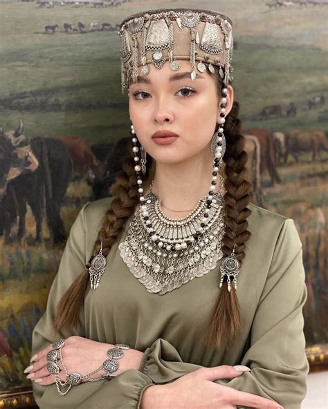 Казашка Kazakhstan Nomad Fashion Asian Fashion Fashion Design