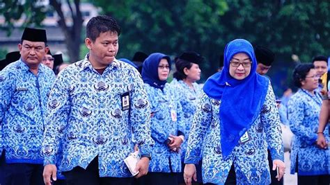 Link grup wa remaja kekinian viral 2021. BKN: Bersikap Netral, Cara PNS Jadi Pemersatu Bangsa ...