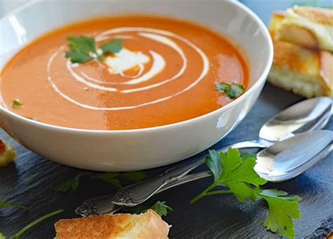 Garden Fresh Tomato Soup