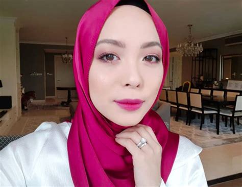 #burobossgirl vivy yusof on her time at stanford, and how she's shaking things up at fashionvalet. M'sian Entrepreneur Vivy Yusof Of Fashion Valet Is ...