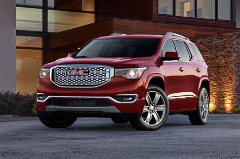 2017 Gmc Acadia First Look Review