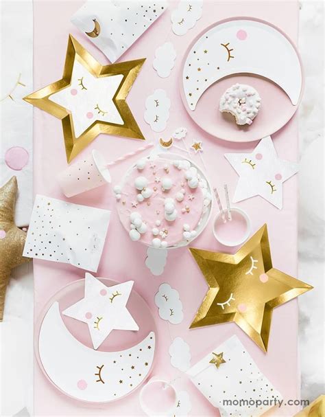 These Die Cut Little Star Plates In Gold Are Simply So Sweet Theyre