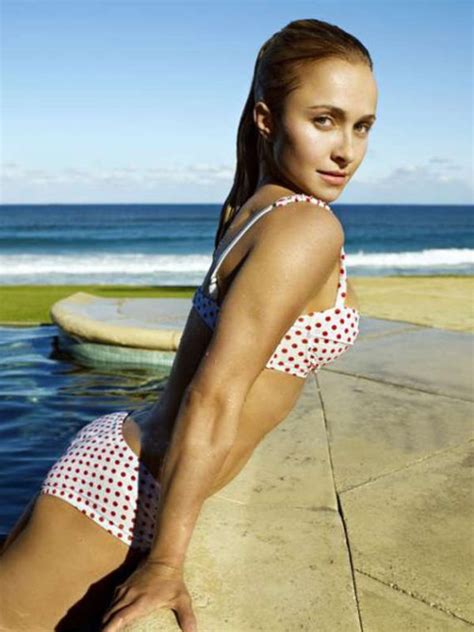 Hayden Panettiere Shoot For Glamour