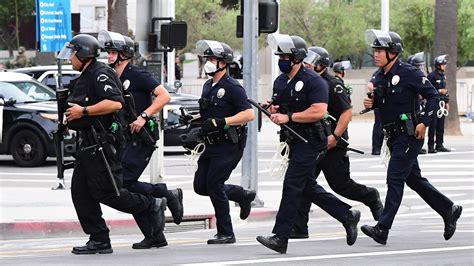 La Police Reassigns 7 Officers As It Investigates Complaints Of Excessive Force Updates The