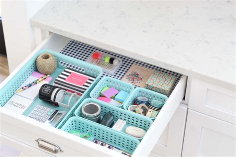 Inspiration For A Perfectly Organized Junk Drawer Junk Drawer