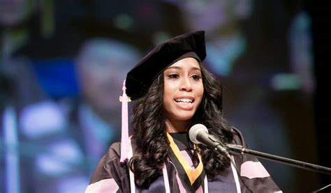 Meet The First Black Valedictorian At The Worlds First School Of Dentistry